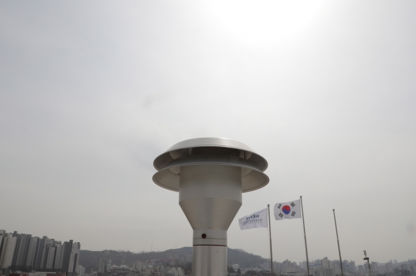 지난달 28일 오후 서울 은평구 한국환경산업기술원 내 수도권대기오염집중측정소 미세먼지 측정기. /사진=연합뉴스