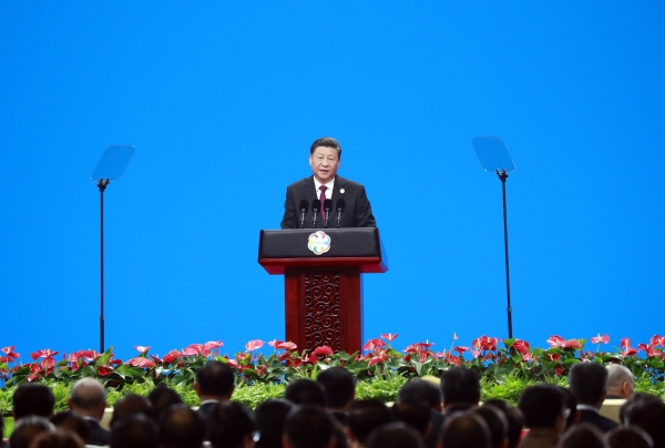 시진핑(習近平) 중국 국가주석이 지난 15일 중국 베이징(北京) 국가회의중심에서 열린 제1회 아시아문명대화대회에서 개막 연설을 하고 있다. / 사진=연합뉴스
