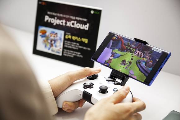 SK텔레콤이 마이크로소프트(MS)와 클라우드 게임 기술 프로젝트 엑스클라우드(Project xCloud)를 공개했다. / 사진=SK텔레콤