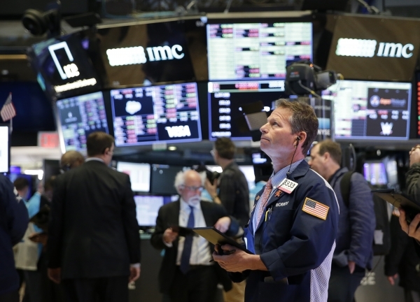 11일(현지 시간) 뉴욕증권거래소(NYSE)에서 다우존스 30 산업평균지수는 전 거래일 대비 1861.82포인트(6.9%) 폭락한 25128.17에 거래를 마쳤다. / 사진=연합뉴스.