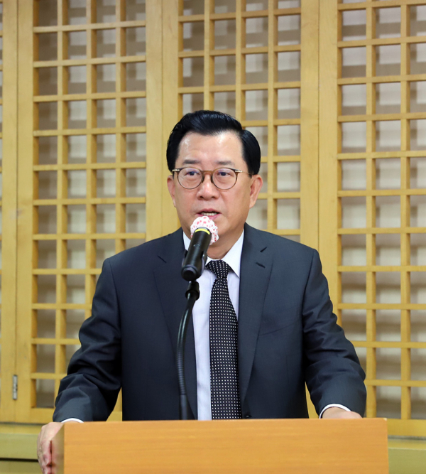 한공회는 17일 오후 2시 한국공인회계사회 5층 대강당에서 제 66회 정기총회를 개최하고 전자투표를 통해 제 45대 회장에 김영식 삼일회계법인 대표(사진)가 선출됐다고 밝혔다. / 사진=한공회.