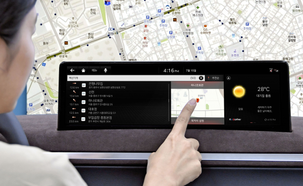 현대기아자동차는 중소벤처기업부와 손잡고 백년가게 업체 정보를 내비게이션에 업데이트해 고객들이 찾기 쉽게 했다. / 사진=현대차그룹