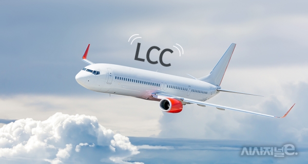 LCC의 매출 실적이 계속해서 오르고 있지만, 여전히 FSC와의 격차는 상당하다. / 이미지=이다인 디자이너