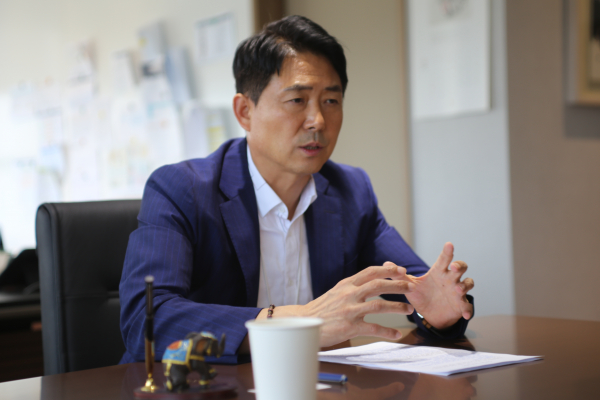 엄태관 오스템임플란트 대표. / 사진=시사저널e