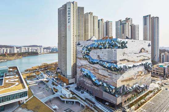 한화갤러리아백화점 광교점 전경. / 사진=갤러리아백화점