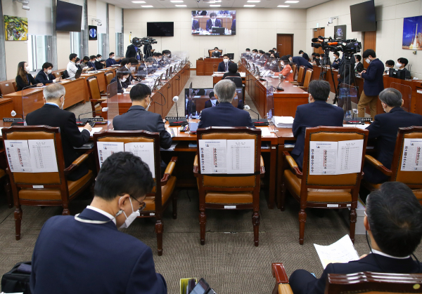22일 국회에서 과학기술정보방송통신위원회 종합국정감사가 진행되고 있다. / 사진 = 연합뉴스