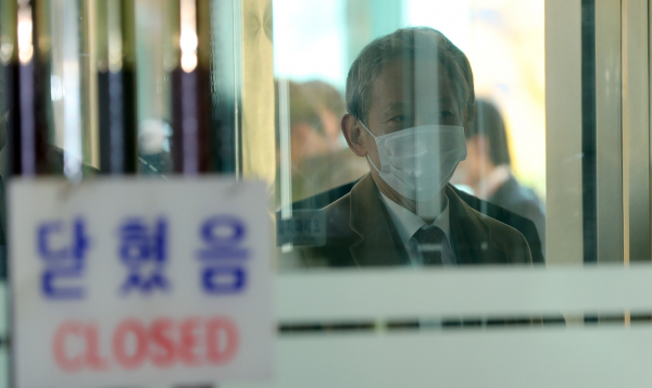 다키자키 시게키 일본 외무성 아시아대양주 국장이 29일 이도훈 한반도본부장 등과 면담하기 위해 외교부청사에 들어서고 있다. /사진=연합뉴스