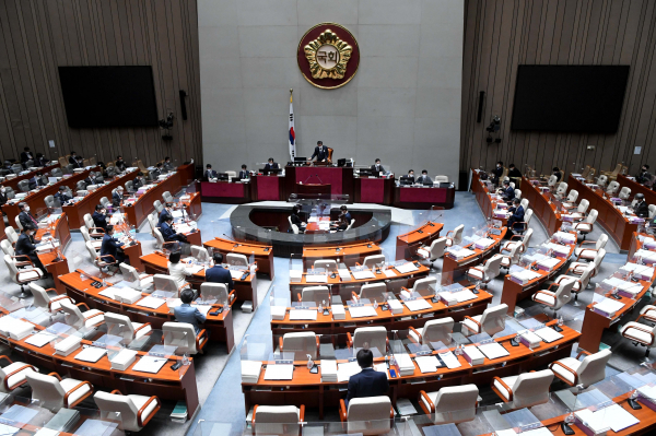 국회의 내년도 예산안 심사 과정에서 공시가격 현실화율 상향 문제가 화두로 떠오르고 있다. /사진=연합뉴스
