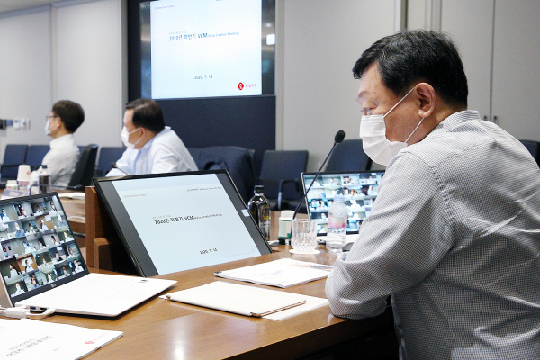 롯데그룹 하반기 VCM 당시 신동빈 롯데그룹 회장. / 사진=롯데지주