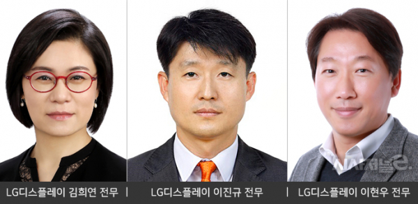 그래픽 = 이다인 디자이너