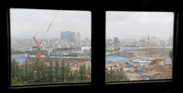 철거 후 분양을 앞두고 있는 서울 강동구 둔촌주공아파트 전경 / 사진=연합뉴스