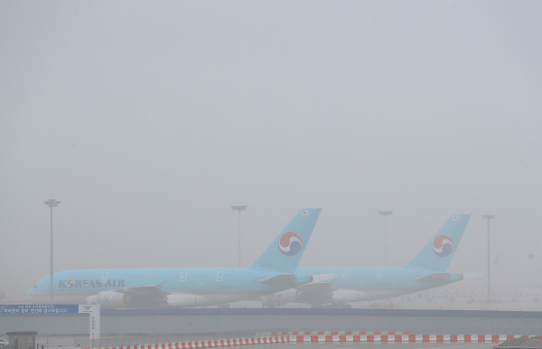 대한항공 신주인수권 '대한항공 46R' 거래에 대한 투자자들의 고민이 깊어지고 있다. /사진=연합뉴스