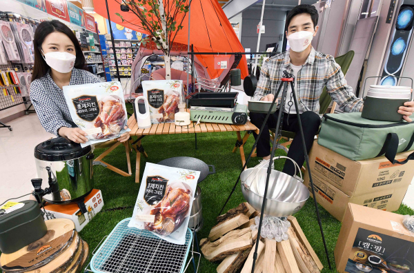 홈플러스 캠핑용품. / 사진=홈플러스