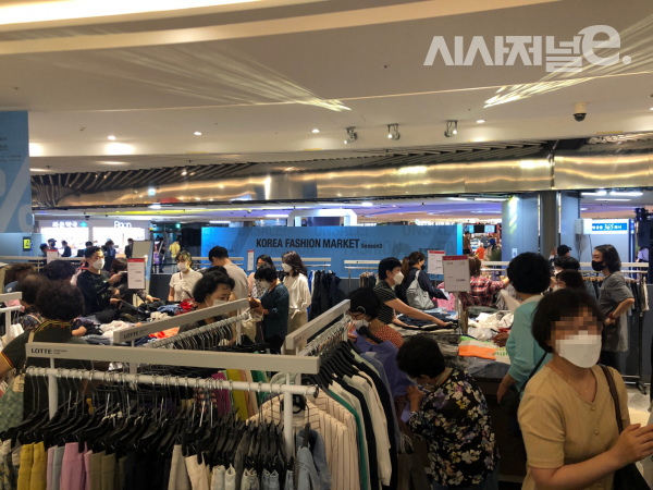 25일 롯데백화점 잠실점 코리아패션마켓 행사. / 사진=한다원 기자