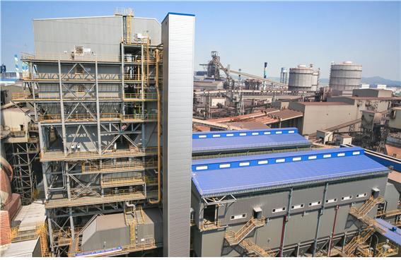 당진제철소 소결공장에 설치된 ‘SGTS(소결로 배가스 처리장치)’. / 사진=현대제철