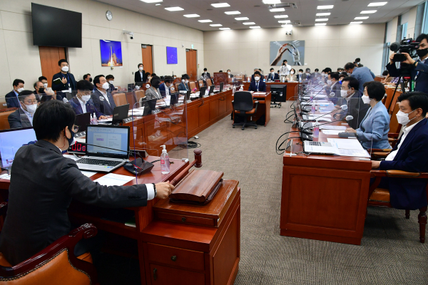 지난 9일 국회 과학기술정보방송통신위원회(과방위) 전체회의 모습 / 사진 = 연합뉴스