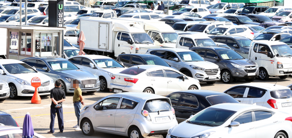 서울 장안평의 중고차 시장. / 사진=연합뉴스