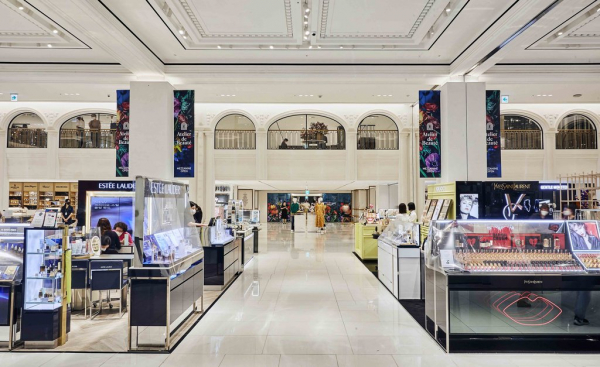 신세계백화점 강남점이 업계 최초 메자닌(중층)을 선보였다. / 사진=신세계