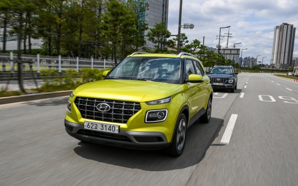 베뉴의 주행모습. / 사진=현대차