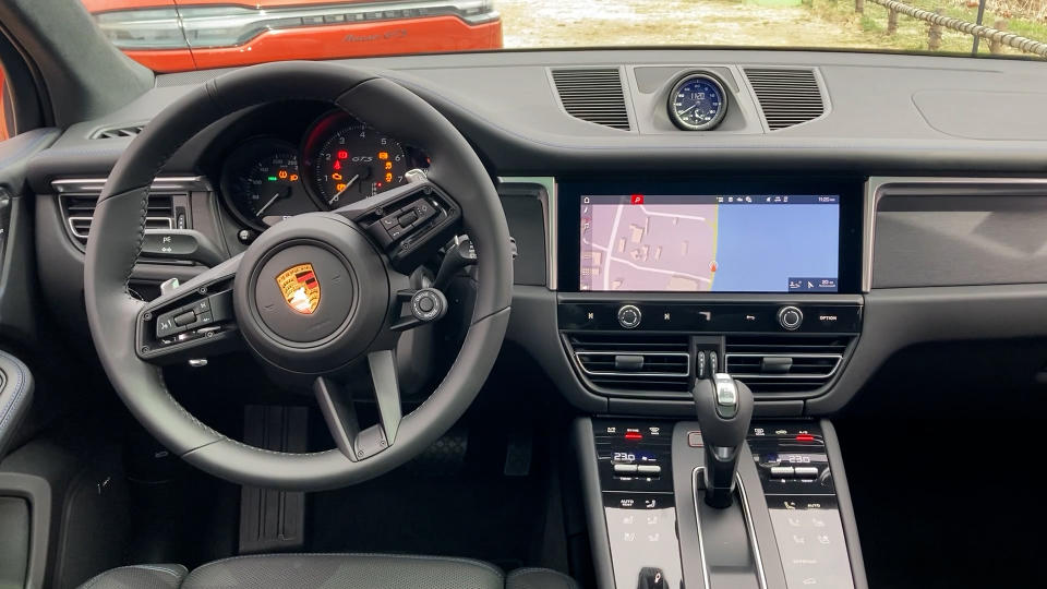 마칸 GTS의 10.9인치 디스플레이. / 사진=유주엽 기자