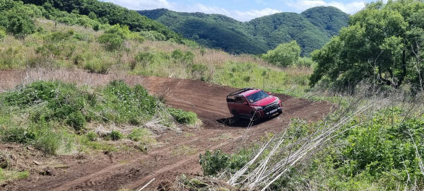 사면주행을 통과하는 모습. / 사진=박성수 기자