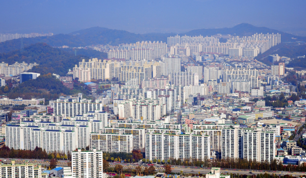 주택 가격이 일부 조정 국면에 접어들면서 역전세에 따른 깡통전세 우려가 나타나고 있다. 사진은 본문 내용과 관계없음. / 사진=연합뉴스.