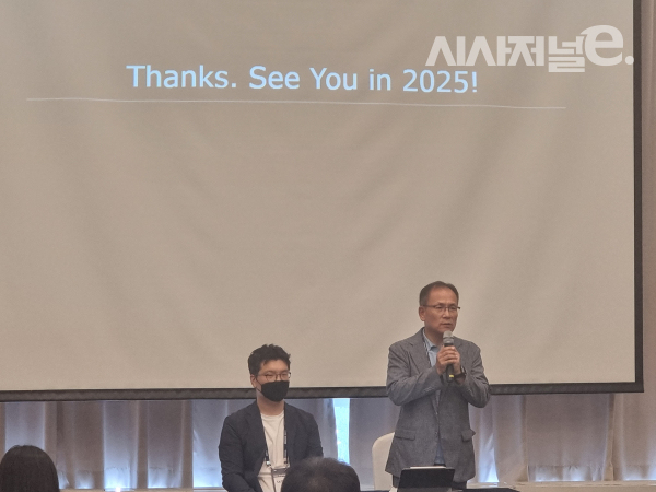 하민용 SK텔레콤 CDO(오른쪽)와 이석건 SK텔레콤 UAM사업추진팀 팀장이 지난 15일 부산 벡스코에서 열린 UAM 사업 관련 기자간담회에서 기자들의 질문에 답변하고 있다. / 사진 = 김용수 기자