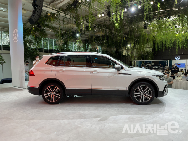 티구안 올스페이스의 전장이 이전 모델보다 30mm 길어졌다. / 사진=유주엽 기자