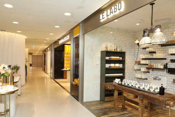 롯데백화점 본점 지하1층 향수 매장 전경. / 사진=롯데백화점