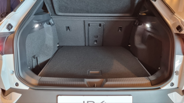 트렁크 모습. / 사진=박성수 기자