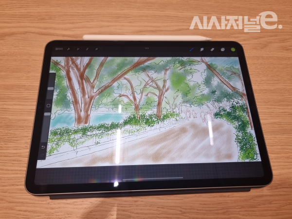 기자가 22일 서울 송파구 애플 잠실에서 투데이 앳 애플 세션을 수강하며 그린 그림 / 사진 = 김용수 기자