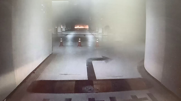 지난 26일 대전 유성구 현대프리미엄아울렛 지하주차장 화재 당시 차량 블랙박스에 담긴 현장 모습. / 사진=연합뉴스