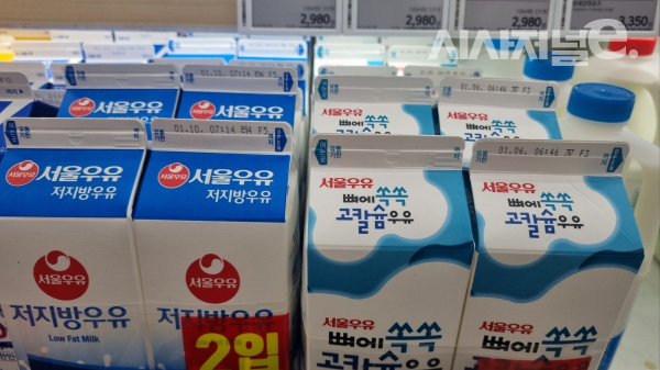 우유는 유통기한으로 표시돼 있다. / 사진=한다원 기자