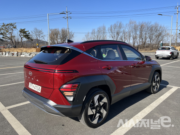 코나 측후면부 / 사진=유주엽 기자