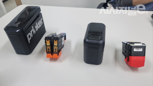 프링커코리아의 프링커 제품 및 잉크 카트리지. / 사진=한다원 기자