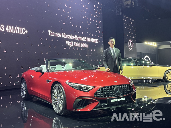 AMG SL 7세대 완전변경 모델. 앰버서더는 배우 주지훈이다. / 사진=유주엽 기자