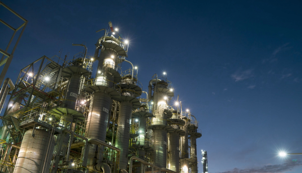 여수고무2공장 야경. / 사진=금호석유화학그룹