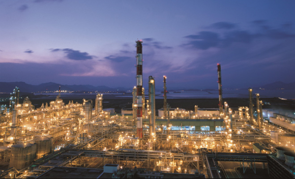 롯데케미칼 전남 여수 생산라인. /사진=롯데