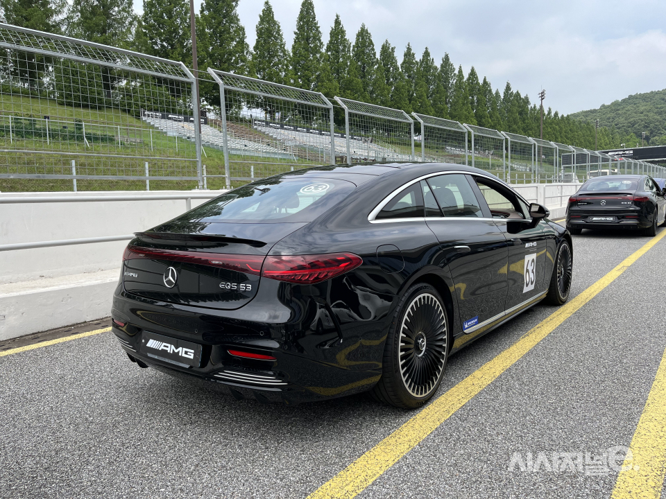 AMG EQS 후면부 / 사진=유주엽 기자