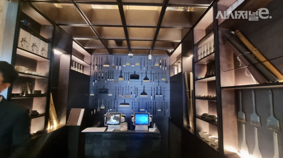 교촌필방 내부 모습. / 사진=한다원 기자