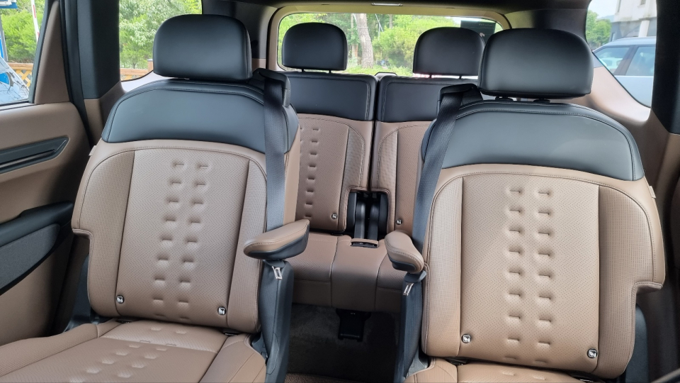 2열과 3열 모습. / 사진=박성수 기자