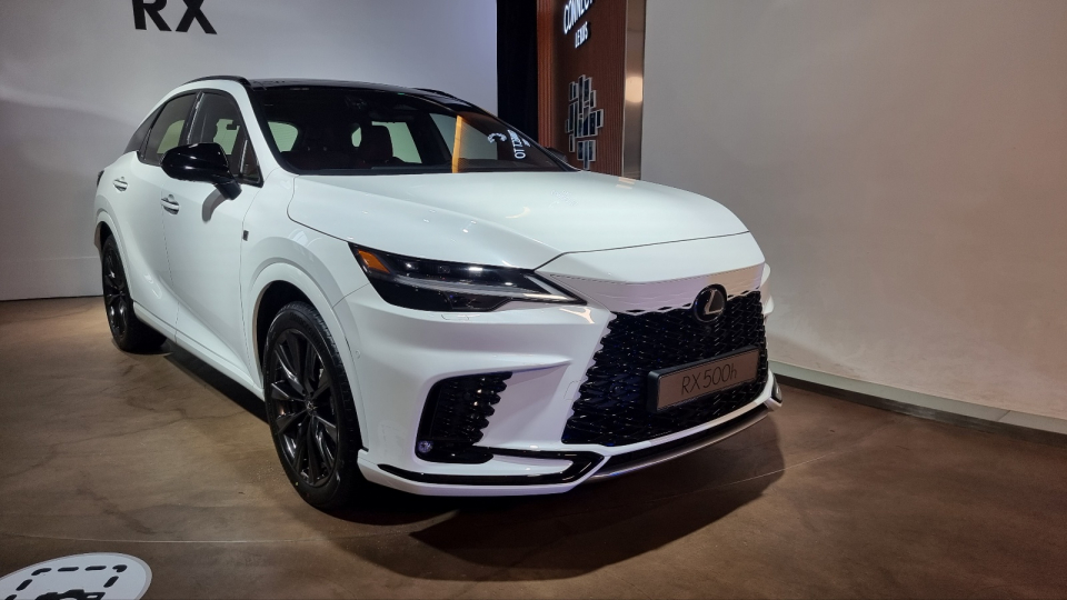 RX500h. / 사진=박성수 기자