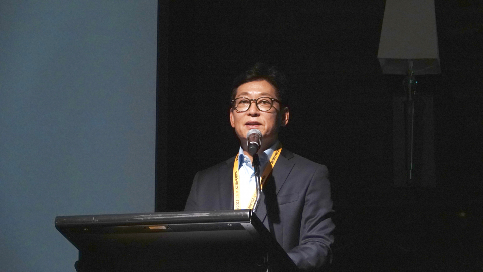 현병구 시사저널이코노미 대표가 서울 용산구 그랜드 하얏트호텔에서 열린 '인공지능 국제포럼2023'에서 축사를 하고 있다. / 사진 = 시사저널e