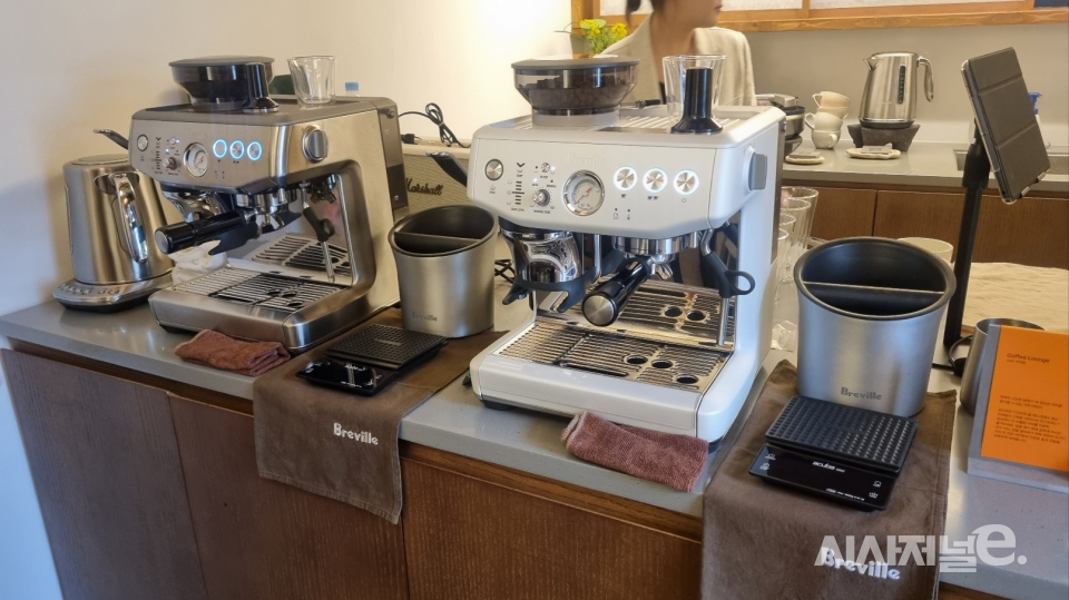 리빙센스 센스 앤 더 시티 커피 라운지. / 사진=한다원 기자