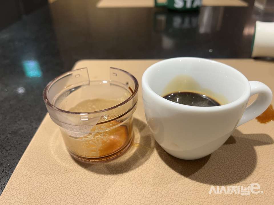 추출한 에스프레소./사진=박예영 기자