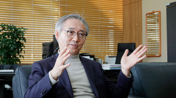 박찬운 한양대 법학전문대학원 인권법 교수(전 국가인권위원회 상임위원)가 지난 2월3일 서울시 중구 저동에 위치한 국가인권위원회 사무실에서 시사저널e와 인터뷰를 진행하고 있다. / 사진=김지윤 PD