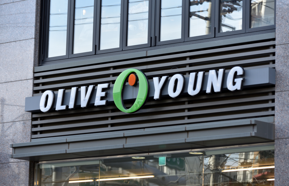 공정위가 CJ올리브영의 대규모유통업법 위반을 놓고 시정명령 및 과징금을 부과했다. / 사진=셔터스톡