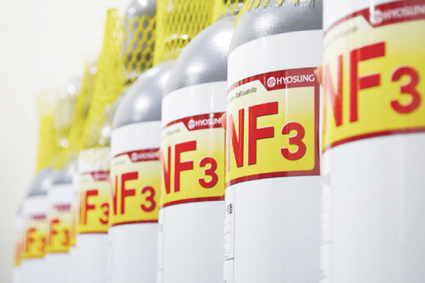 효성화학 특수가스 사업부가 생산한 삼불화질소(NF3). /사진=효성