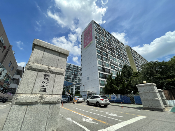 재건축 1번지라 불리는 서울 강남구 은마아파트 전경 / 사진=시사저널e DB