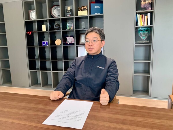 시사저널e와 인터뷰 중인 김건수 큐로셀 대표./ 사진=최다은 기자